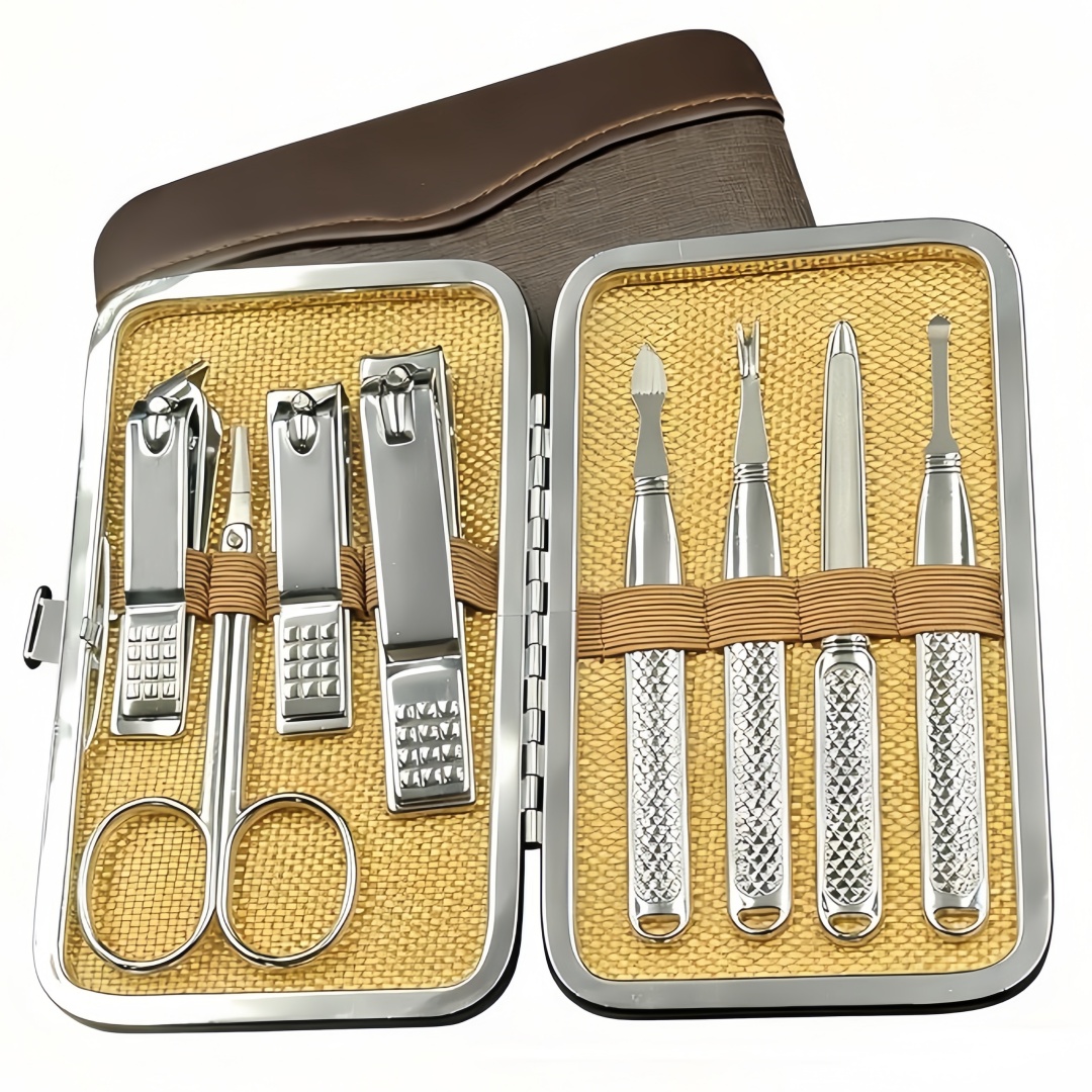 مجموعة أدوات العناية بالأظافر  - مراجعة Mens Grooming Kit Bag وسعره