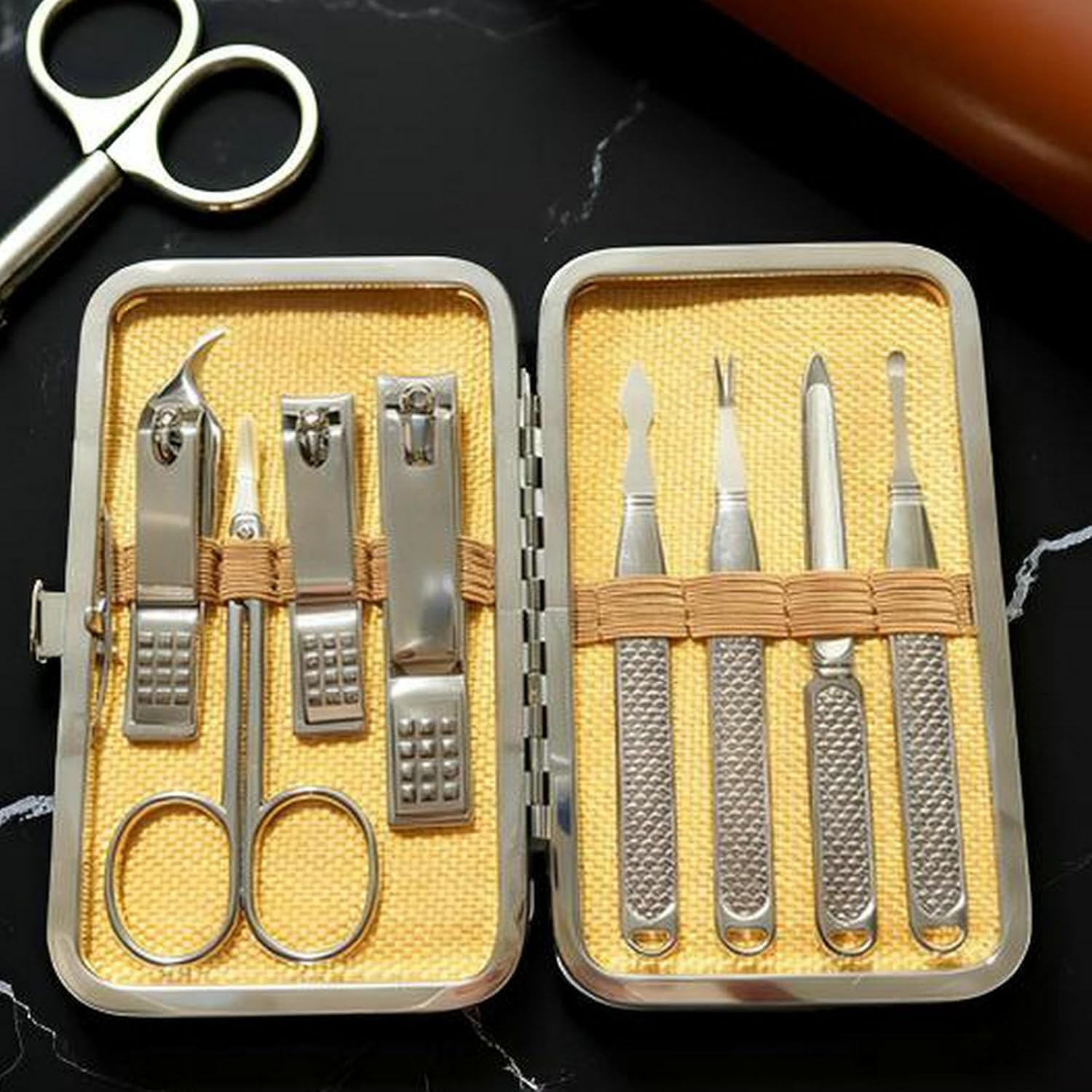 مجموعة أدوات العناية بالأظافر  - مراجعة Mens Grooming Kit Bag وسعره